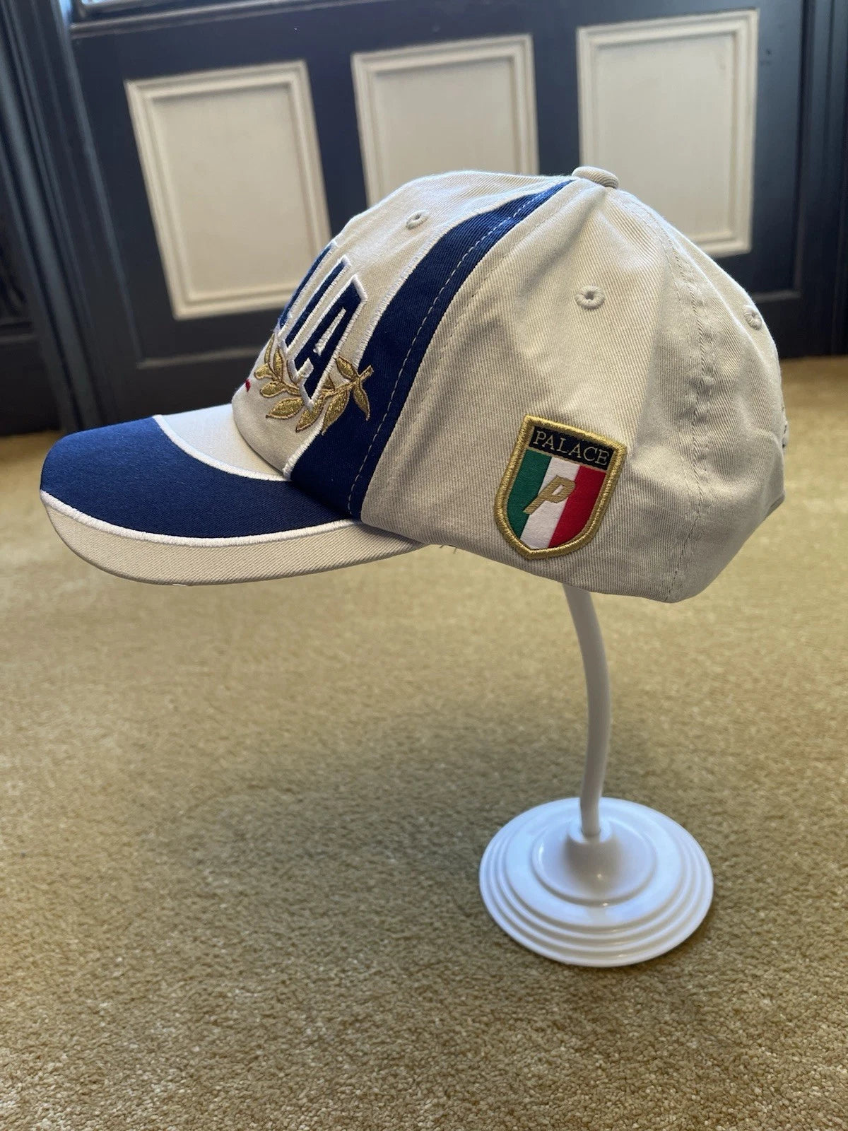 eBay 168205465390 photo 4: Men’s Palace Italian 6-Panel Cap in Soft White (SS 2024) BNWT