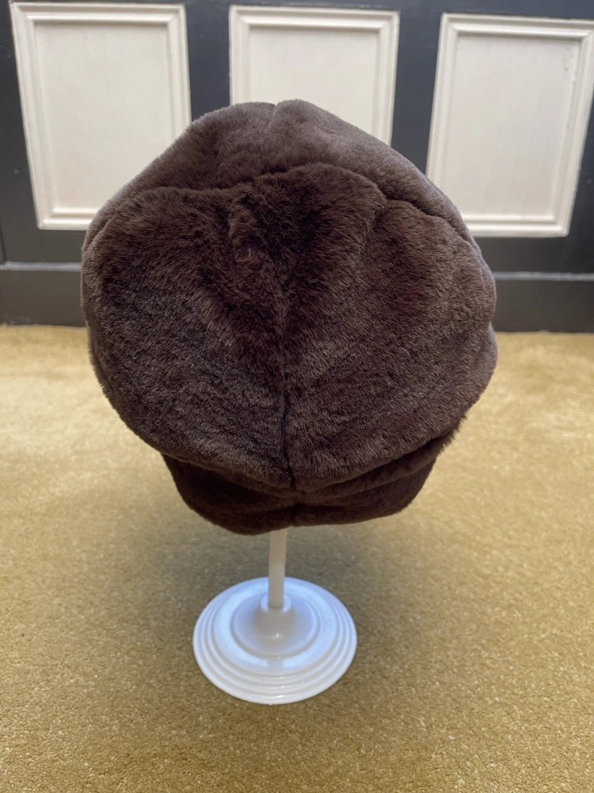 eBay 168130171530 photo 5: Palace Teddy Beanie in Brown Size S/M (FW 2020)