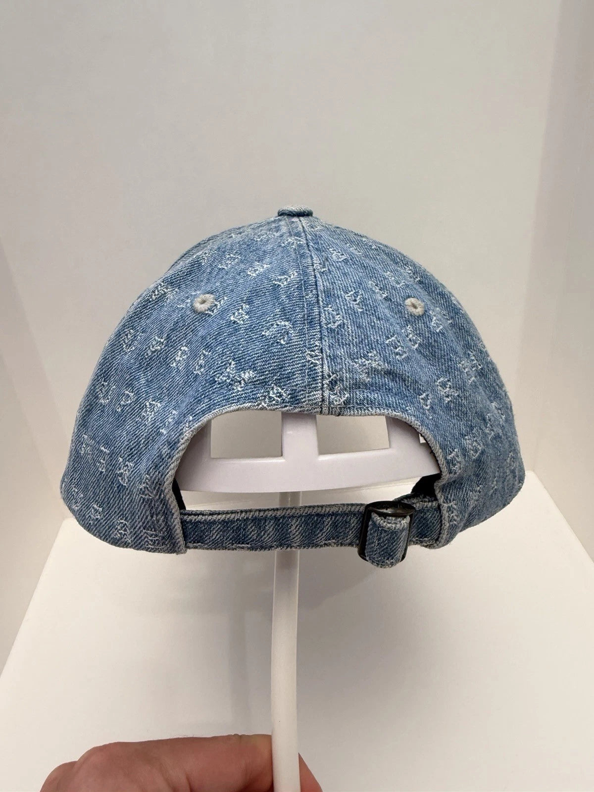 eBay 168552553336 photo 4: Supreme Jacquard Logos Denim 6-Panel Cap In Blue (SS 2020) One Size