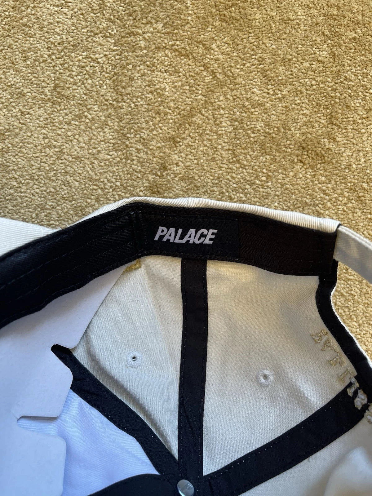 eBay 168205465390 photo 7: Men’s Palace Italian 6-Panel Cap in Soft White (SS 2024) BNWT