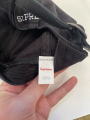 eBay 168535134981 photo 8: Supreme Distressed Script 6-Panel Cap In Black (FW 2025) One Size