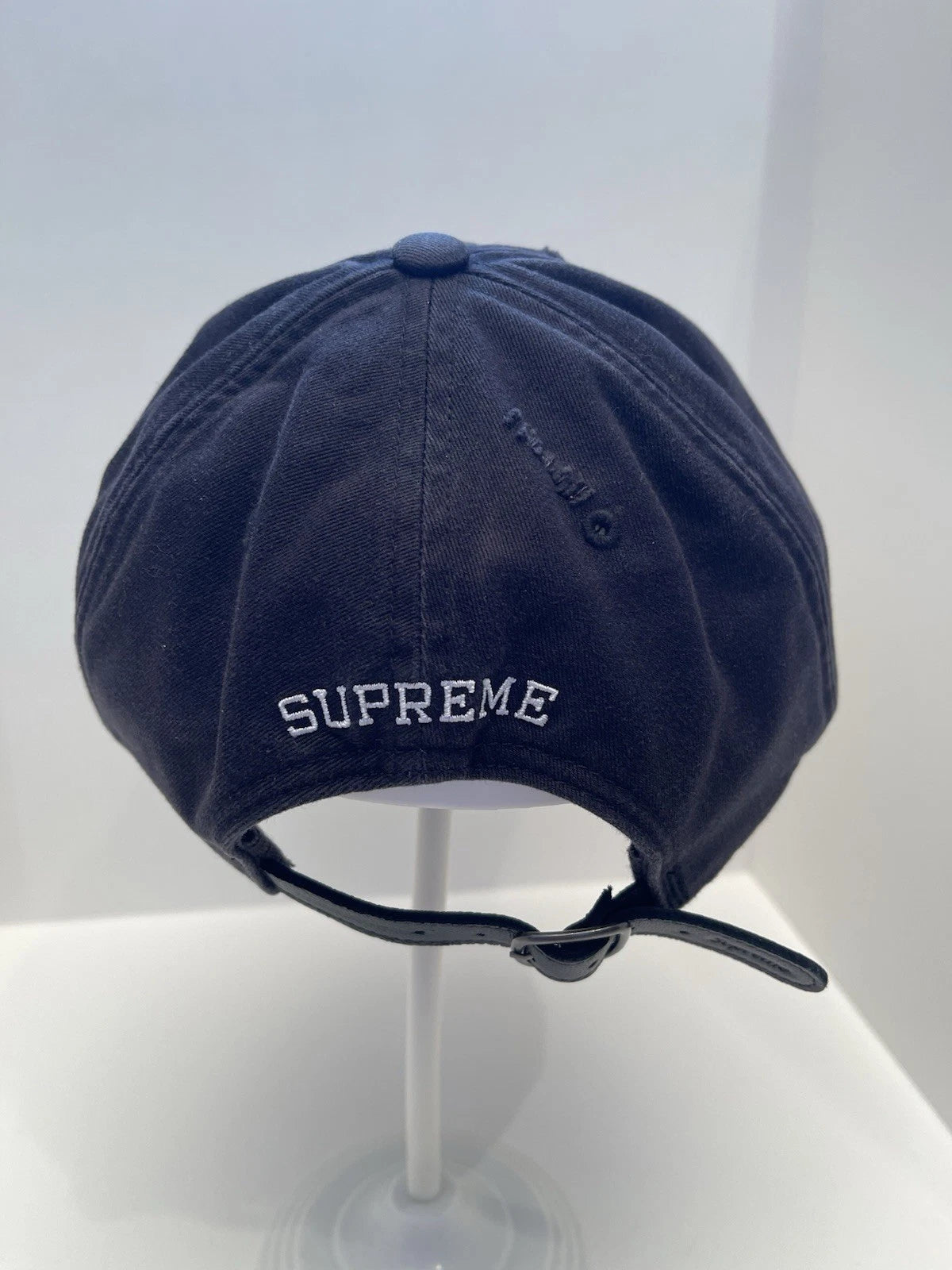 eBay 168535134981 photo 4: Supreme Distressed Script 6-Panel Cap In Black (FW 2025) One Size