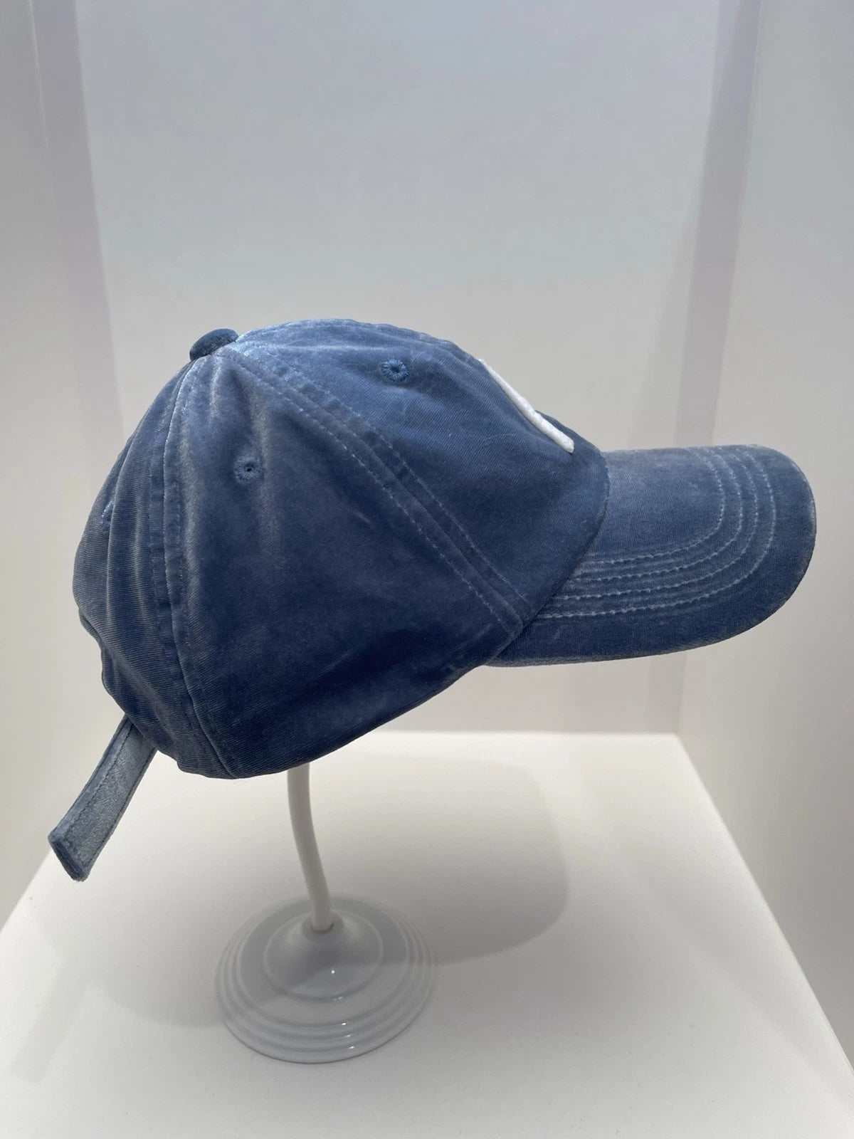 eBay 168475814824 photo 5: Palace Velvet P 6-Panel Cap In Blue/White (SS 2018) One Size