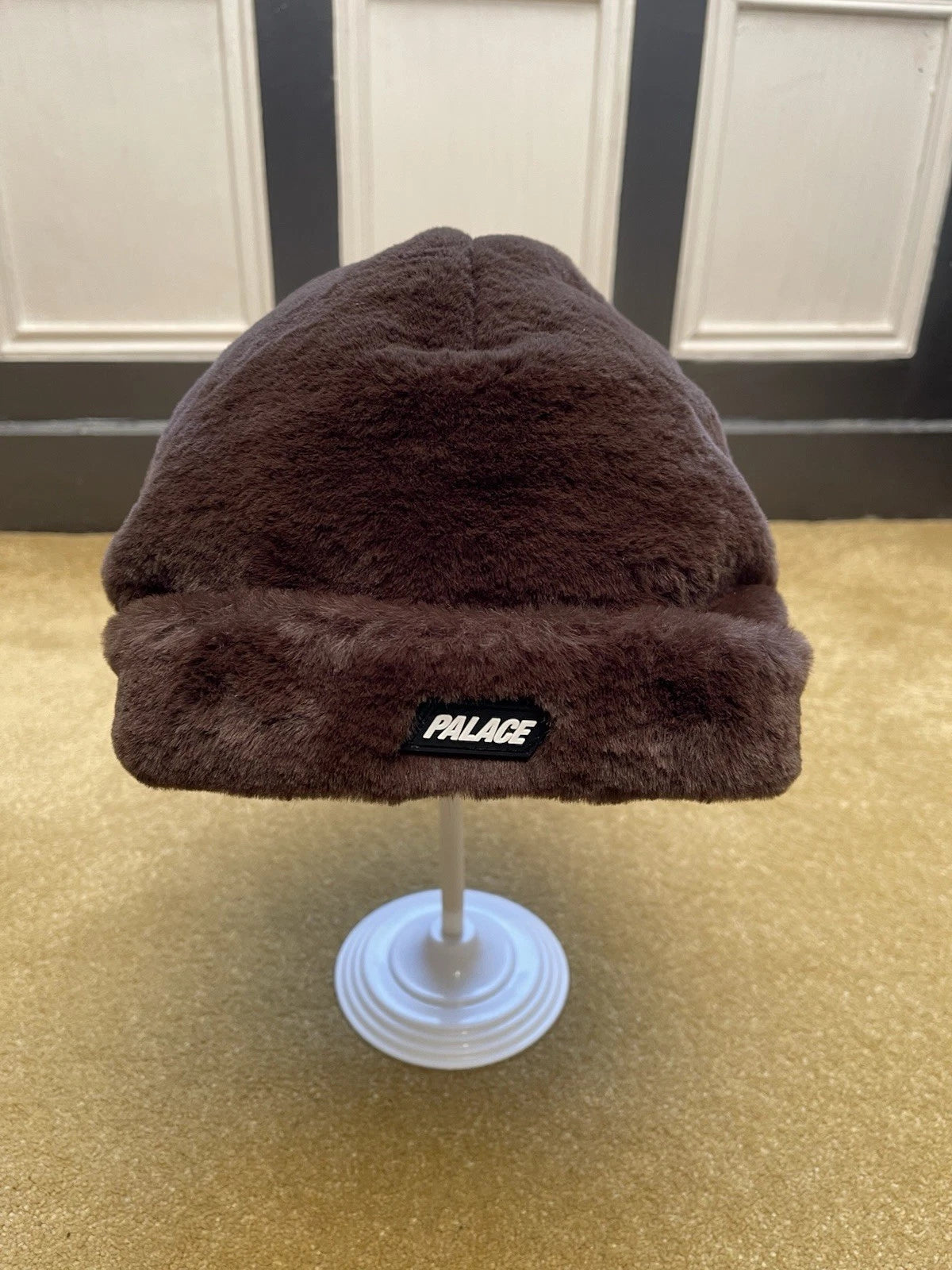 eBay 168130171530 photo 1: Palace Teddy Beanie in Brown Size S/M (FW 2020)