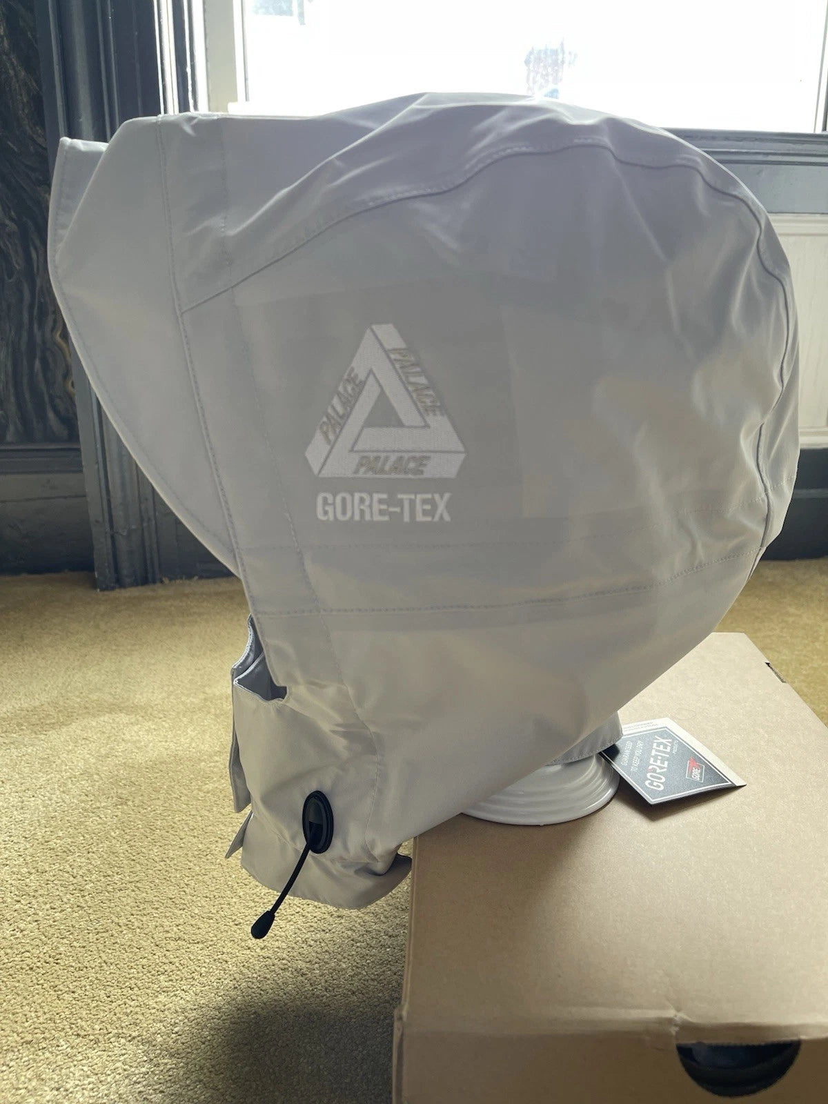 eBay 168223737400 photo 2: Palace Gore-Tex 3L Showerman Hood in Cloud (SS 2025) Size S/M, BNWT