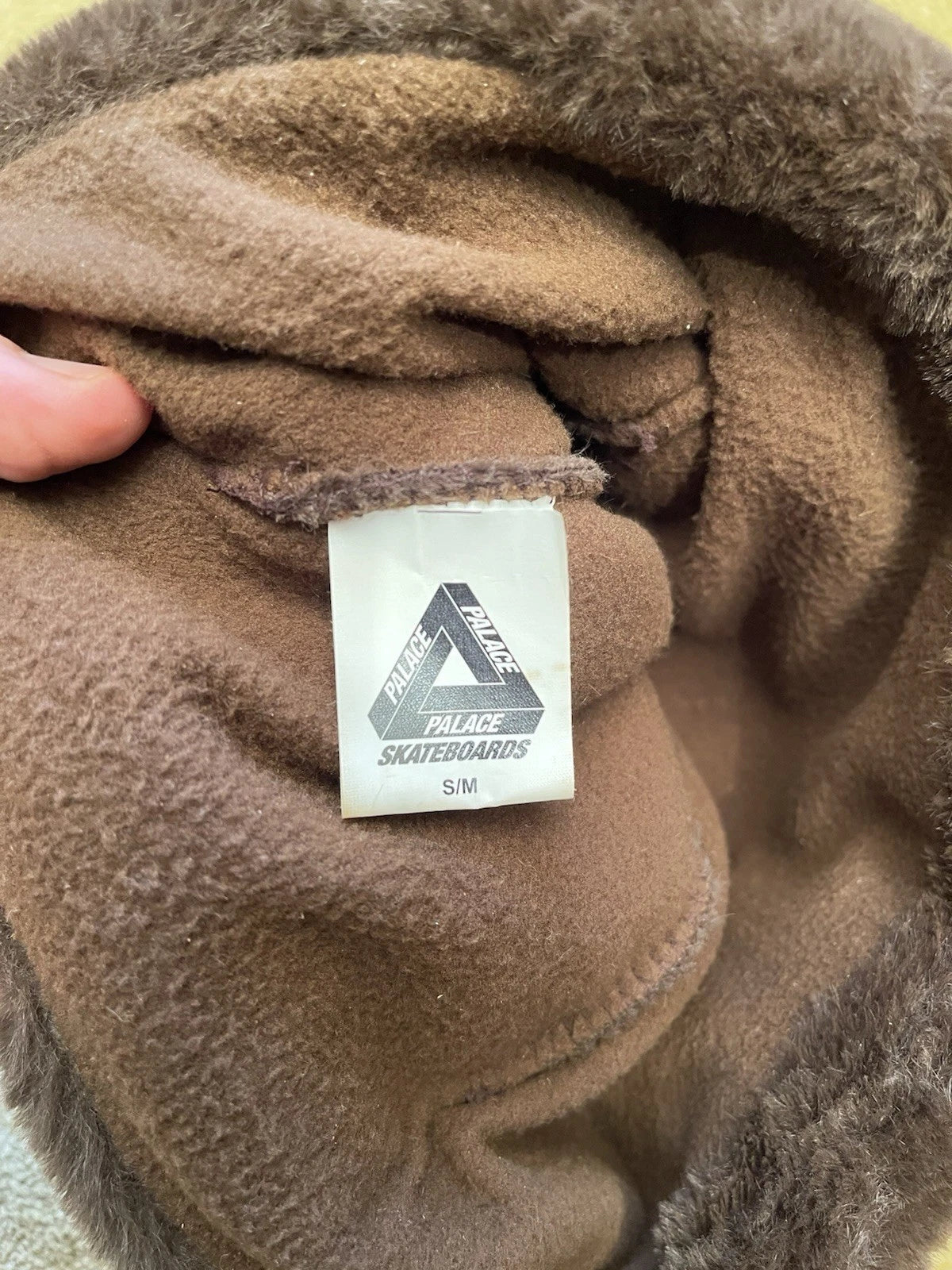 eBay 168130171530 photo 6: Palace Teddy Beanie in Brown Size S/M (FW 2020)