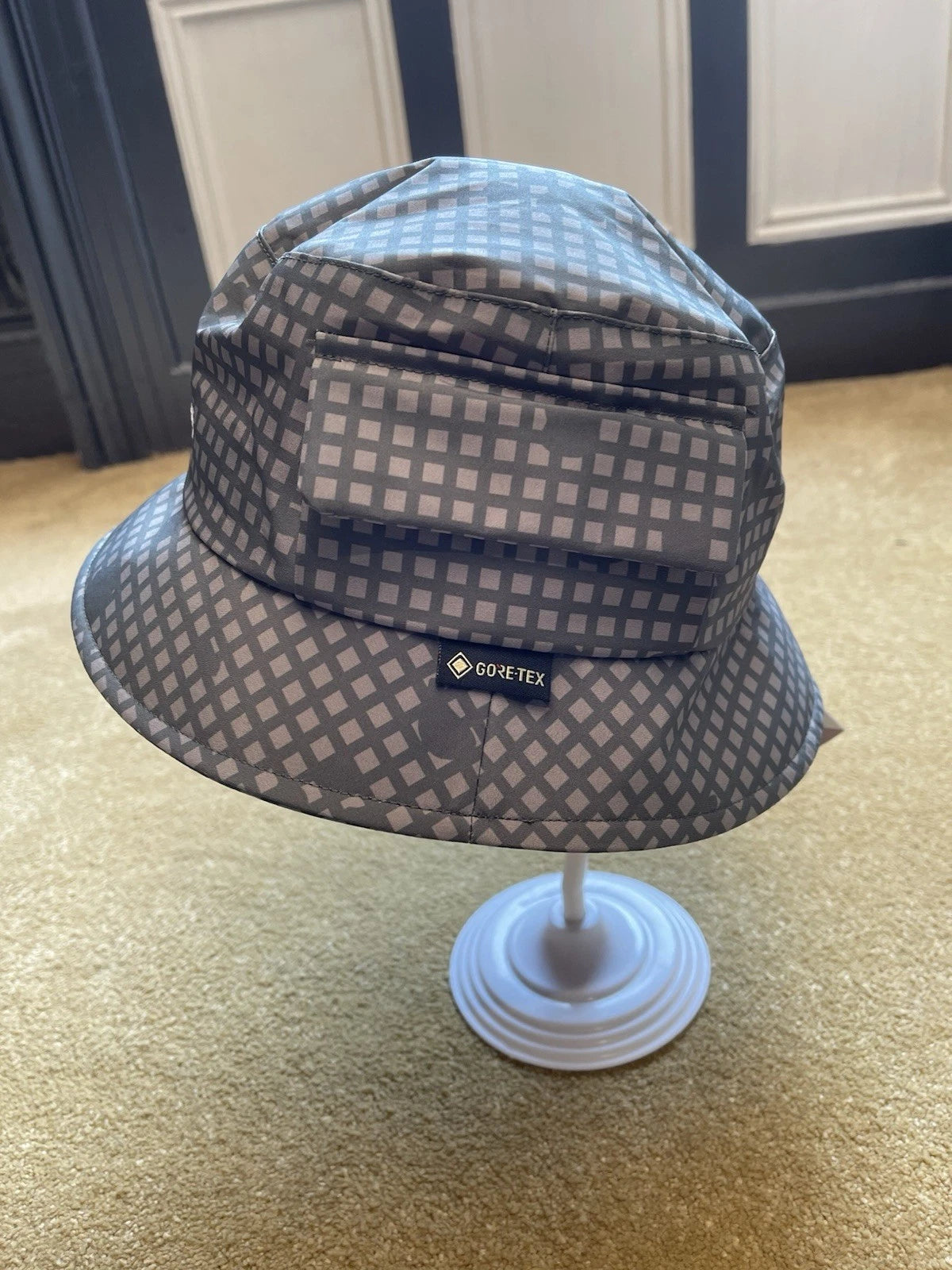 eBay 168200172654 photo 2: Palace Gore-Tex The Don Bucket Hat In Night Grid (FW 2021) Size S/M, BNWT