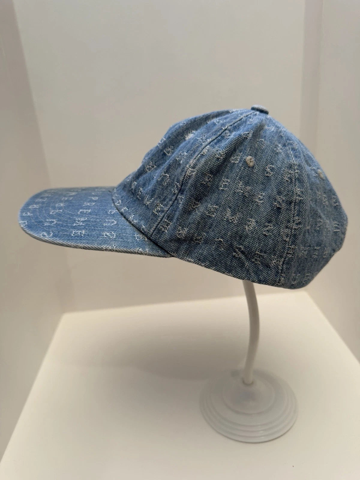 eBay 168552553336 photo 5: Supreme Jacquard Logos Denim 6-Panel Cap In Blue (SS 2020) One Size