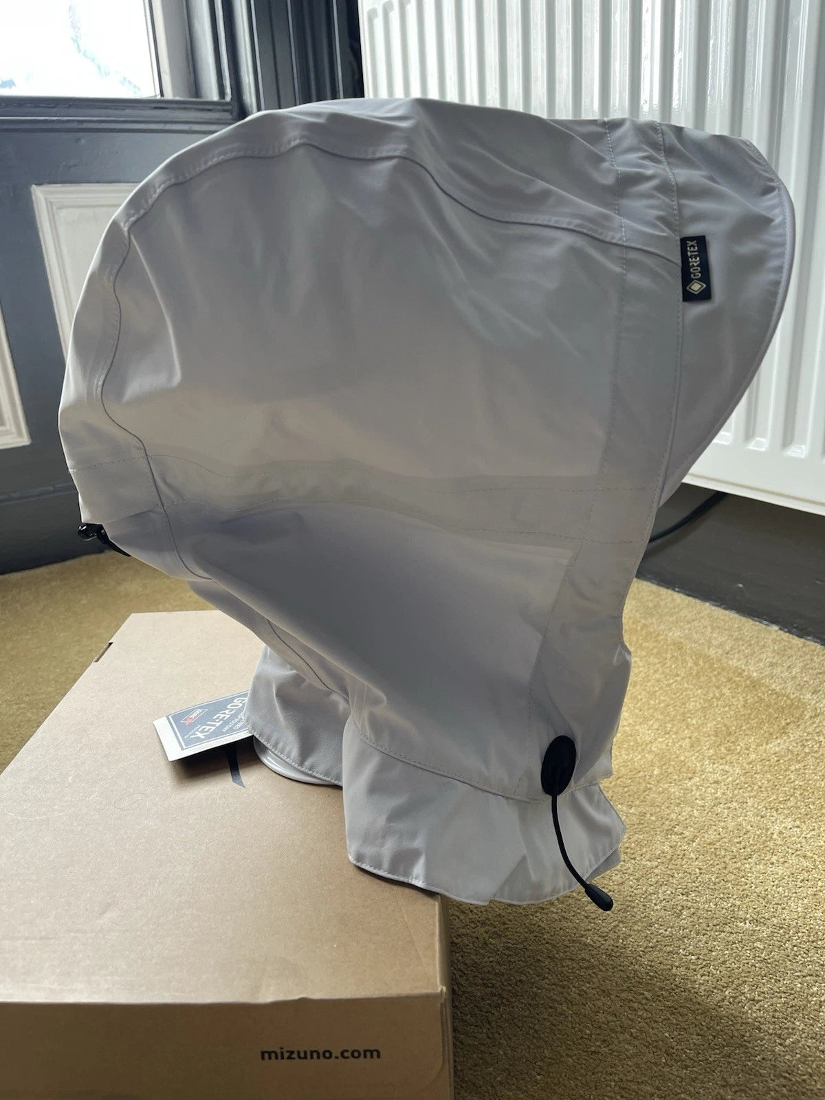 eBay 168223737400 photo 4: Palace Gore-Tex 3L Showerman Hood in Cloud (SS 2025) Size S/M, BNWT