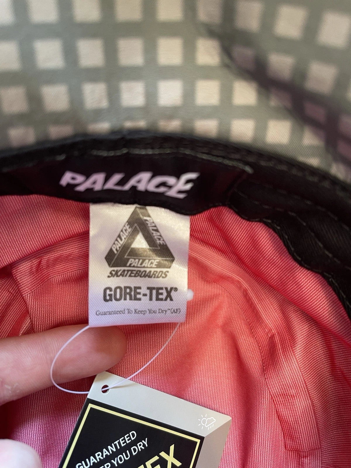 eBay 168200172654 photo 3: Palace Gore-Tex The Don Bucket Hat In Night Grid (FW 2021) Size S/M, BNWT