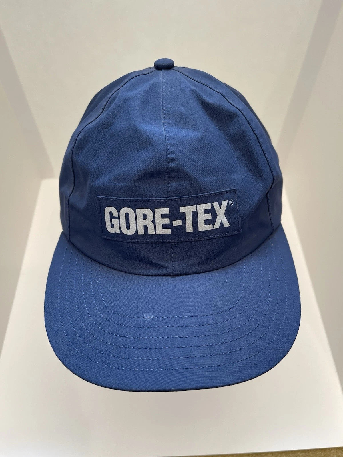 eBay 168485033026 photo 2: Supreme Gore-Tex 6-Panel Cap In Navy (FW 2018) One Size