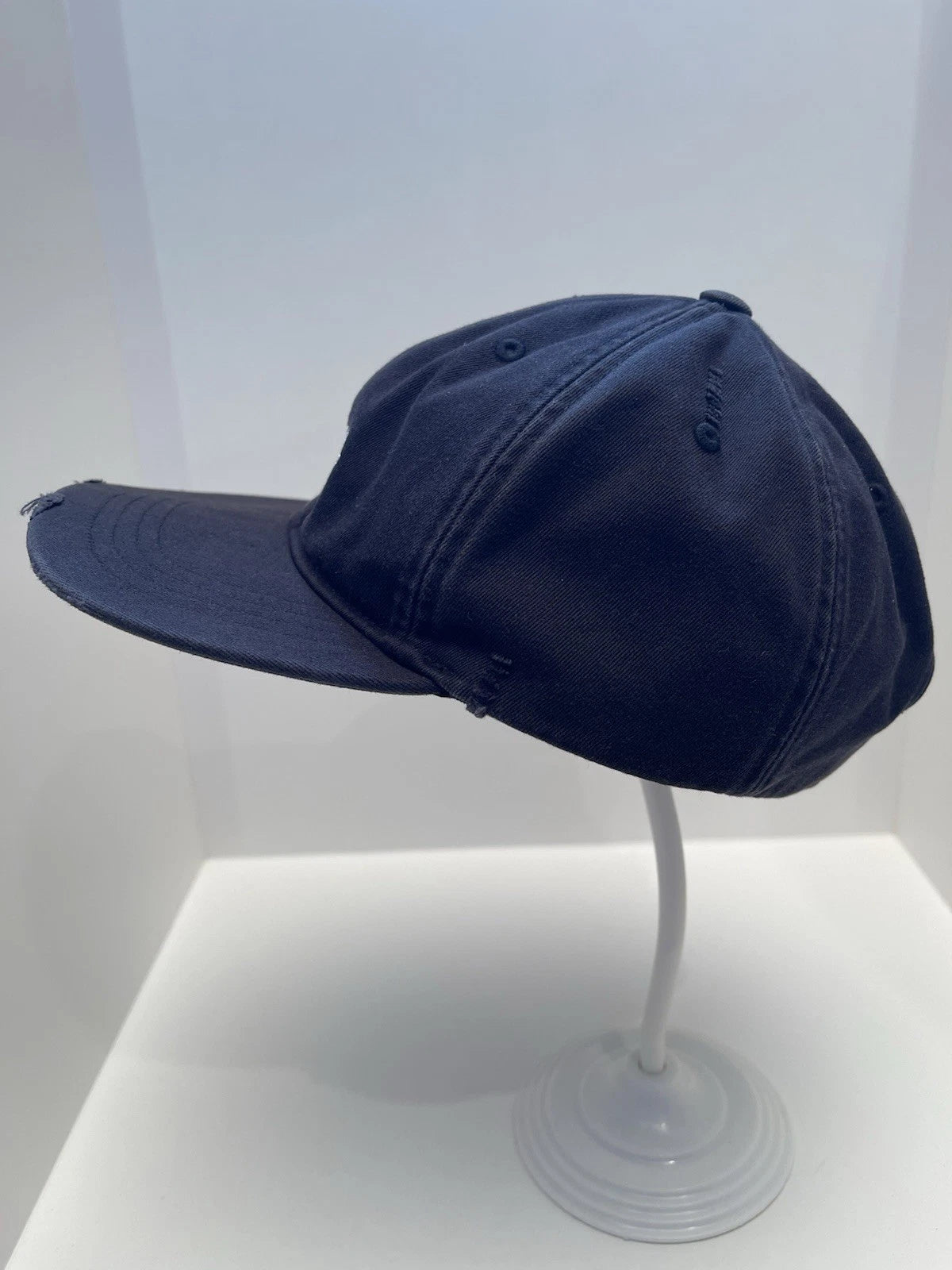 eBay 168535134981 photo 6: Supreme Distressed Script 6-Panel Cap In Black (FW 2025) One Size